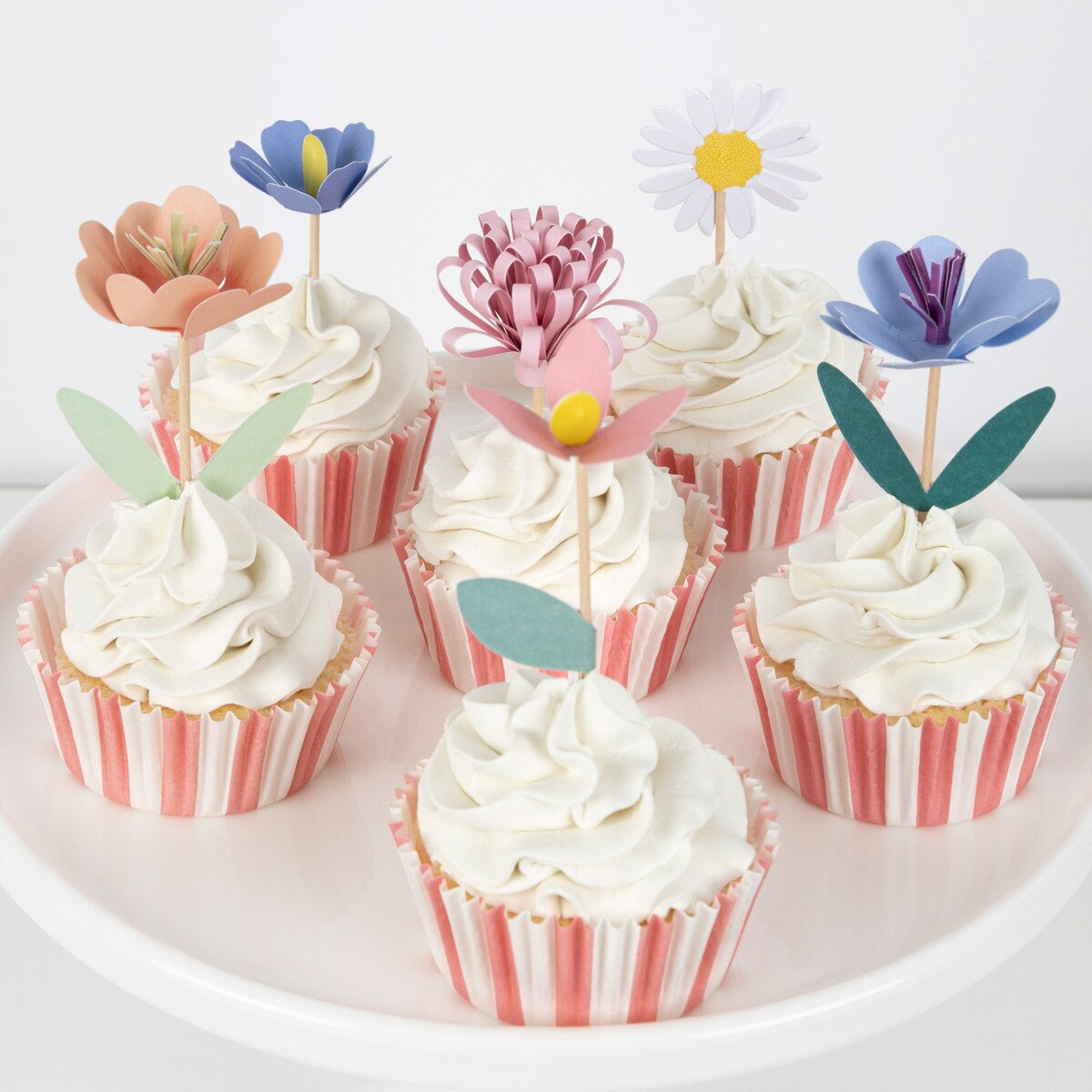 Assorted Flower Garden Cupcake Kit