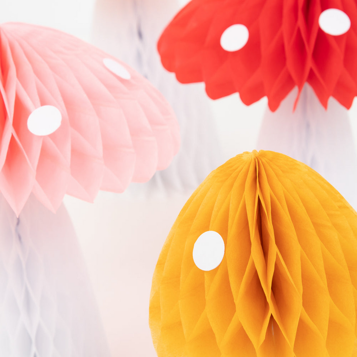 Honeycomb Mushroom Decorations - 10 Pcs