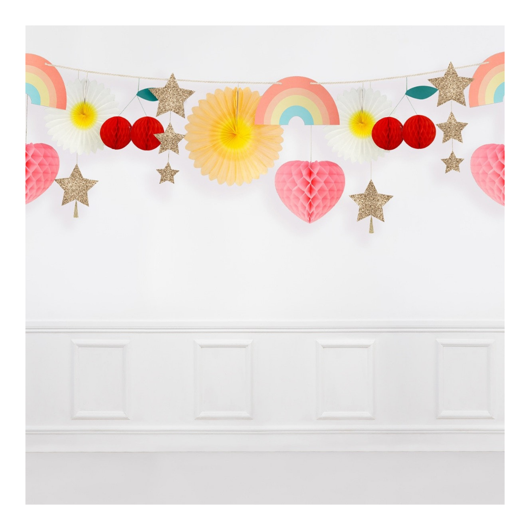 Fun Icon Honeycomb Garland