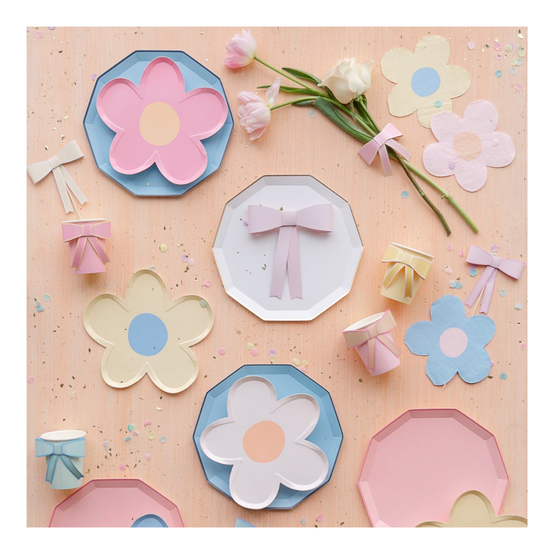 Pastel Bow Cups