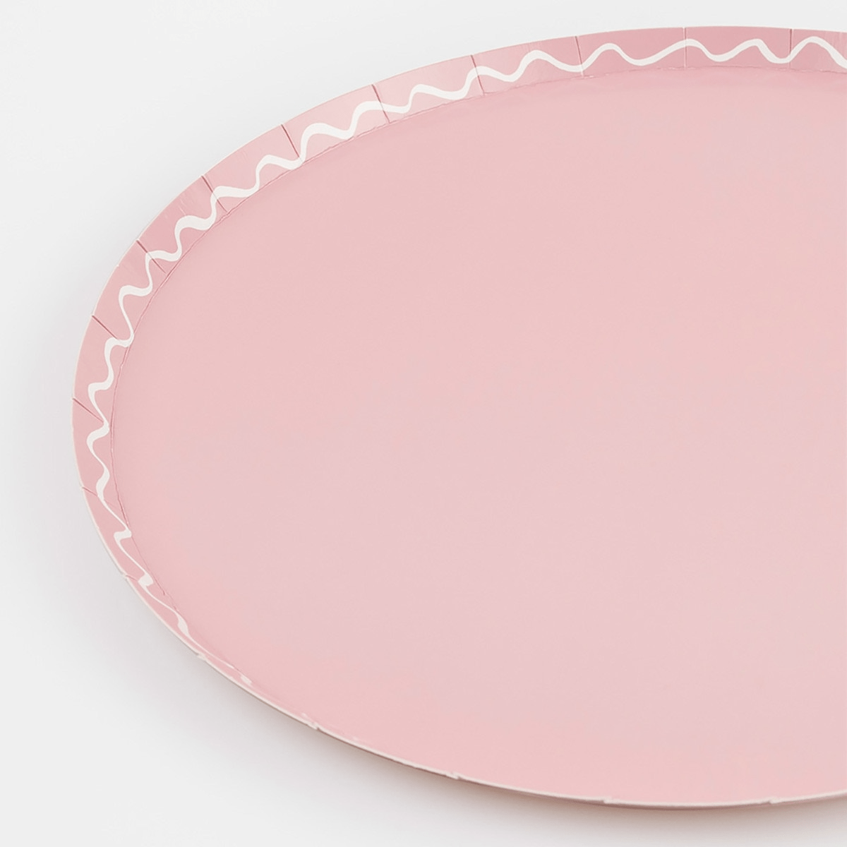 Multicolor Wavy Line Plates - 2 Sizes