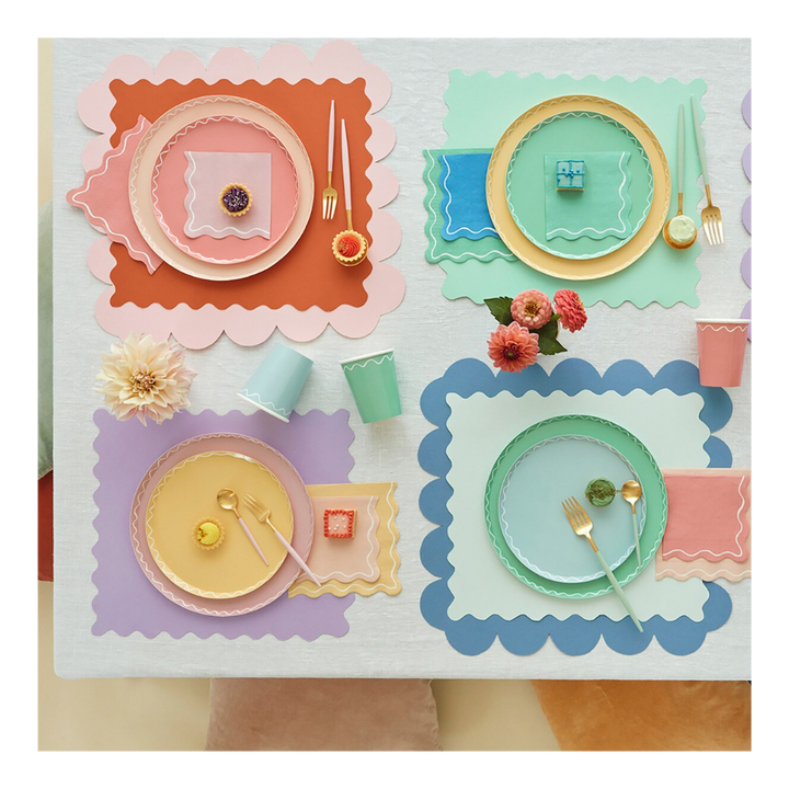 Mixed Wavy Line Side Plates