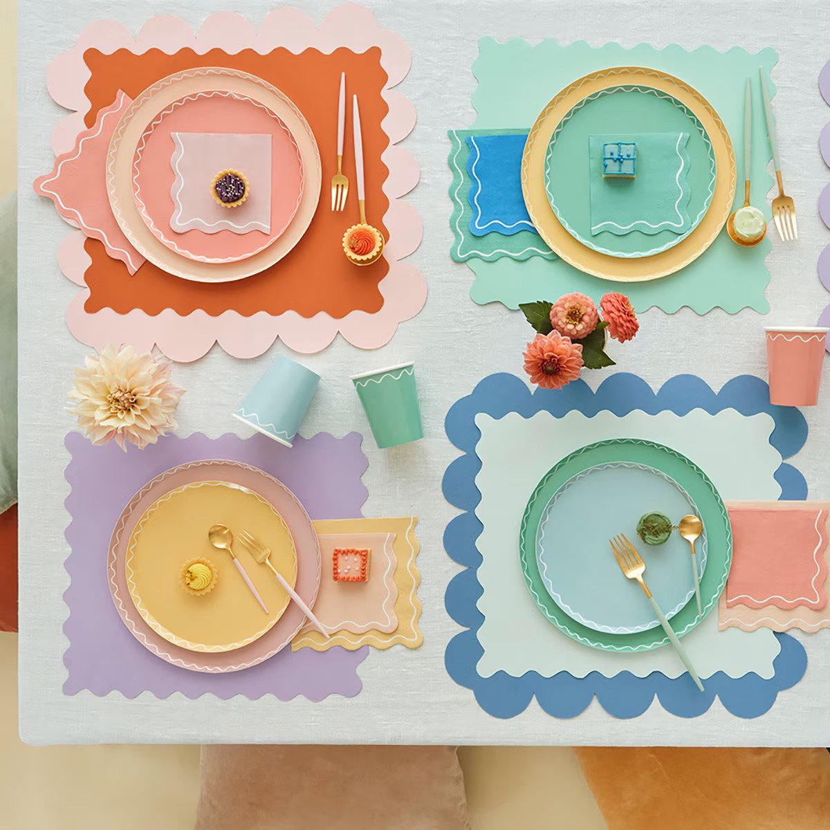 Assorted Colors Wavy Line Appetizer Plates