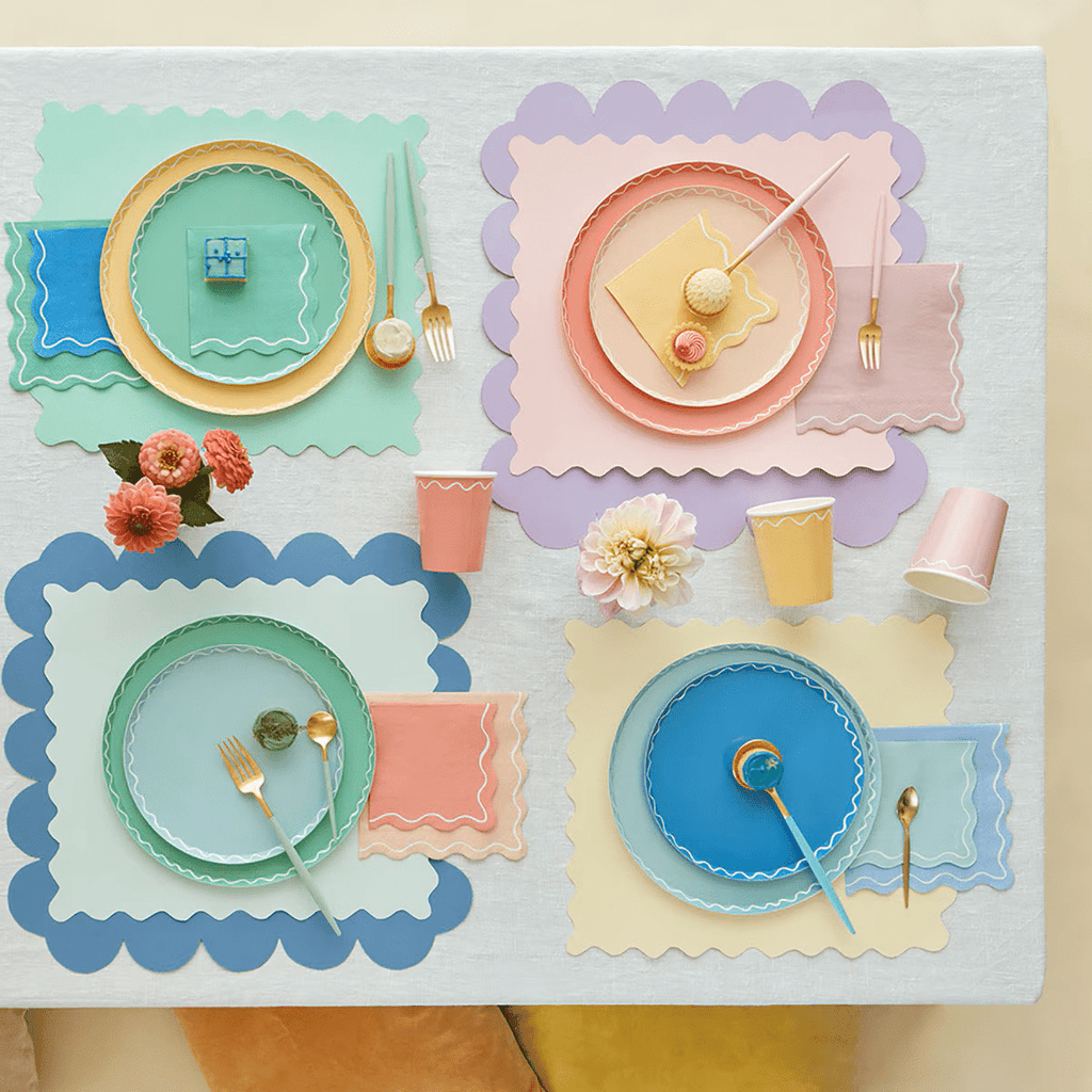 Assorted Colors Wavy Line Appetizer Plates