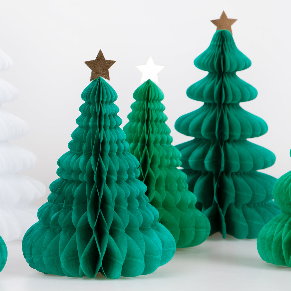 Green and White Honeycomb Trees Table Decoration