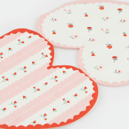Pink & White Vintage Rose Heart Shaped Cocktail Napkin
