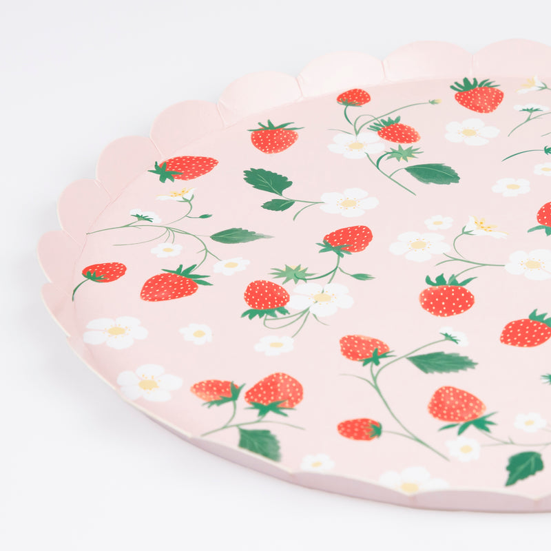 Pink Strawberry Pattern Dinner Plates
