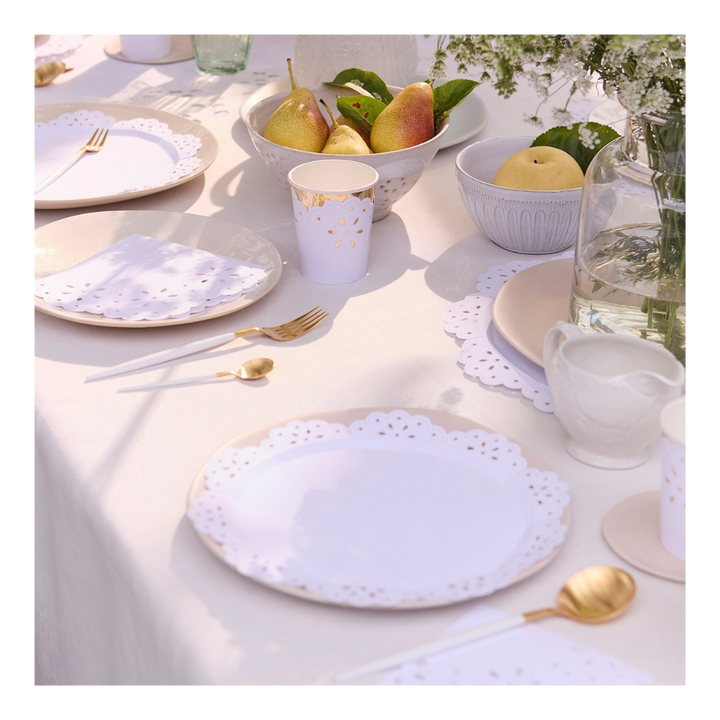 Broderie Anglaise Lace White Small Napkins (x 16)
