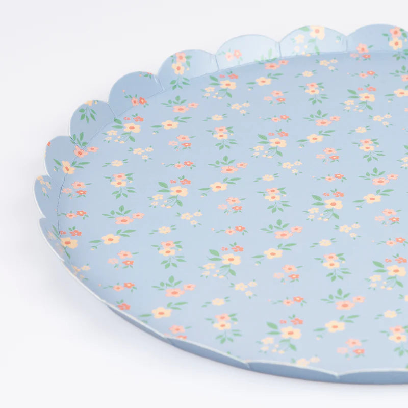 Assorted Colors Ditsy Vintage Scallop Dinner Plates