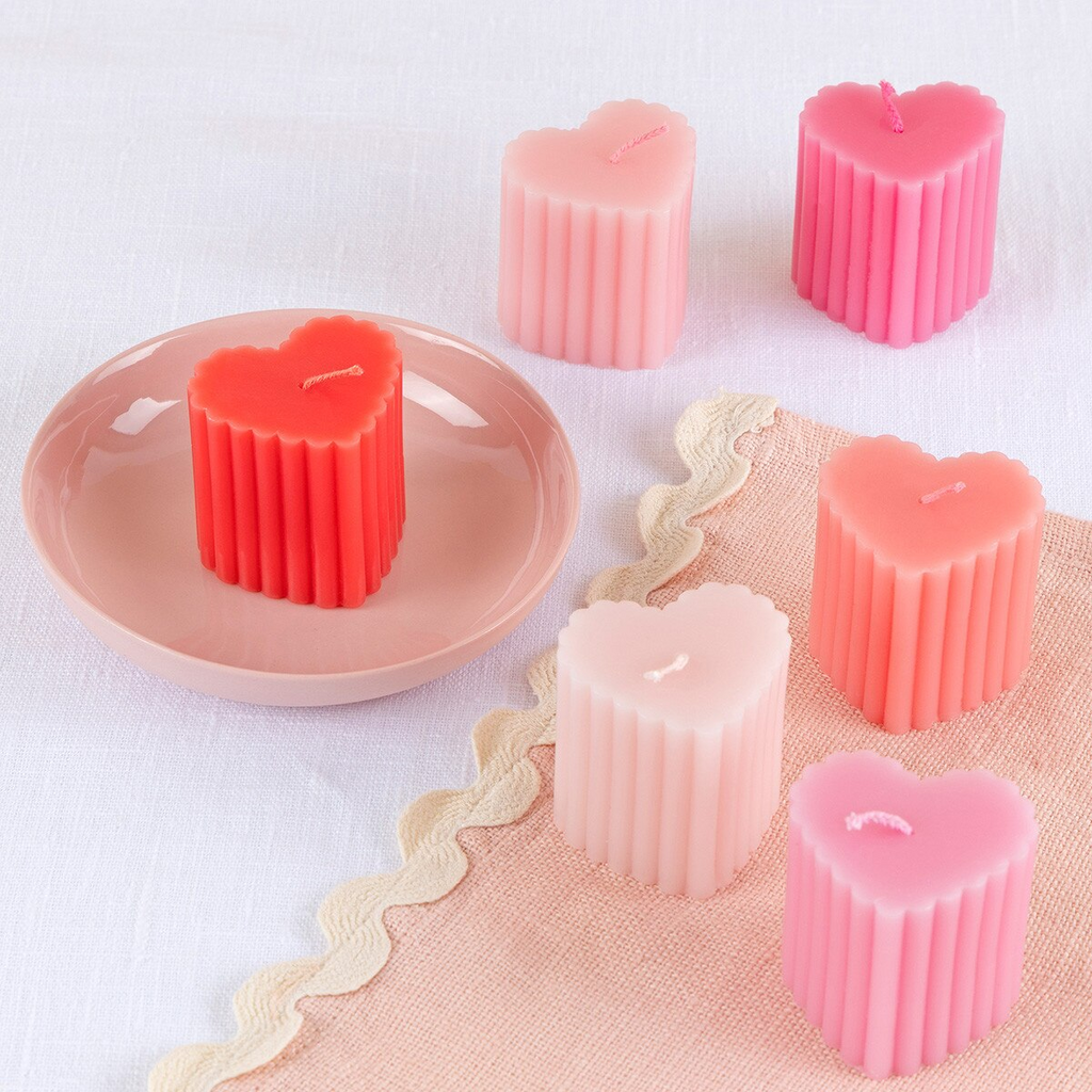 Liberty Scalloped Heart Candles