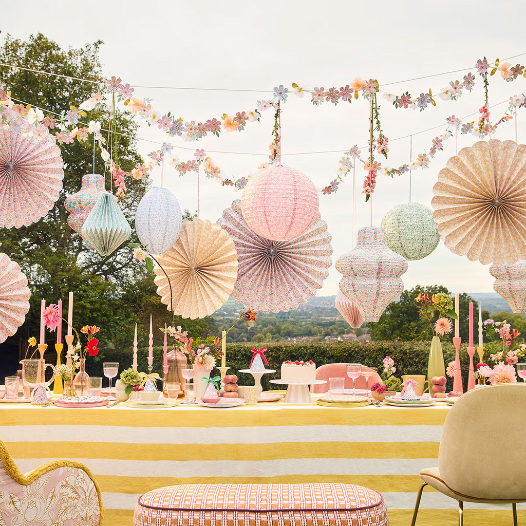 Liberty Giant Pinwheel Decorations