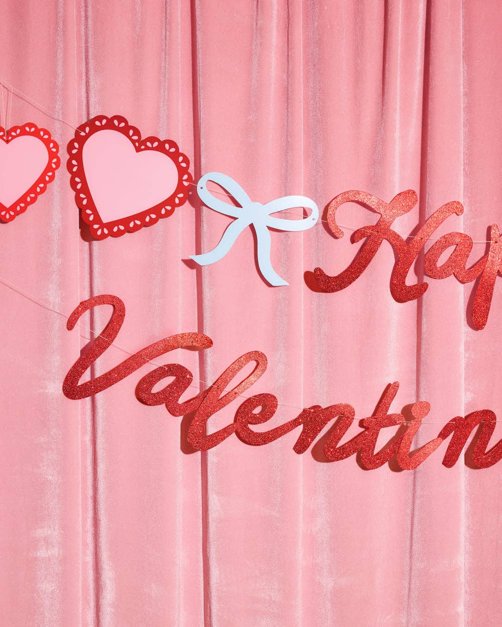 Red with White Hearts and Bows "Happy Valentine's Day" Banner Set