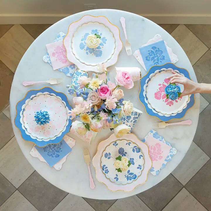 Belle Blue Elegant Floral Dinner Napkins