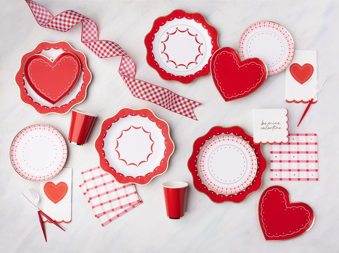 Red Heart Valentine Small Plates