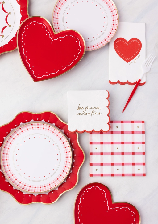 Red Heart Valentine Small Plates
