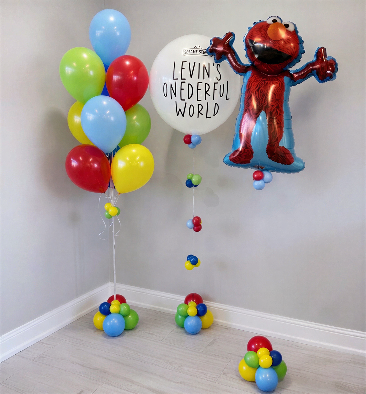 Elmo's World Balloon Bundle