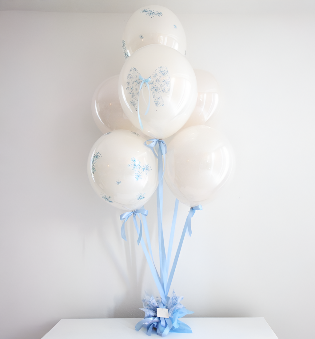 Elegant Fleur De Bleu