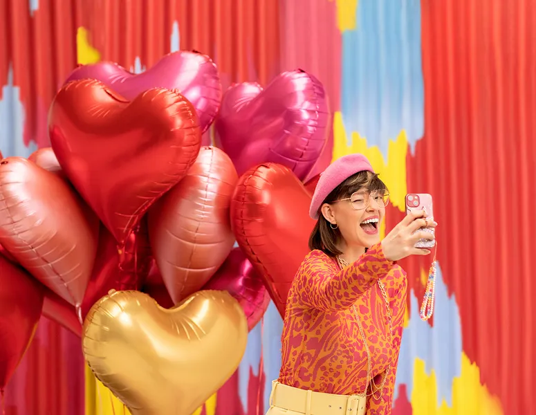 Red Heart Foil Balloon, 24in