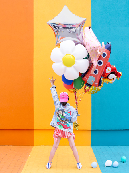 Giant White Daisy Foil Balloon, 40in