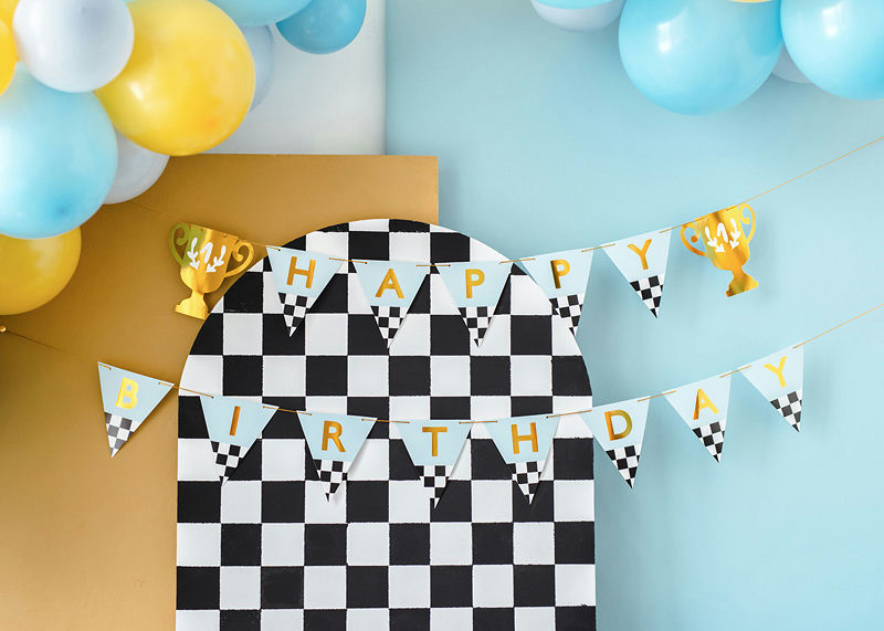 Trophy "Happy Birthday" Banner