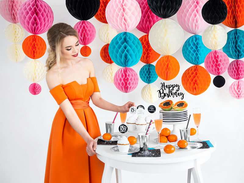 Black Honeycomb Ball Backdrop