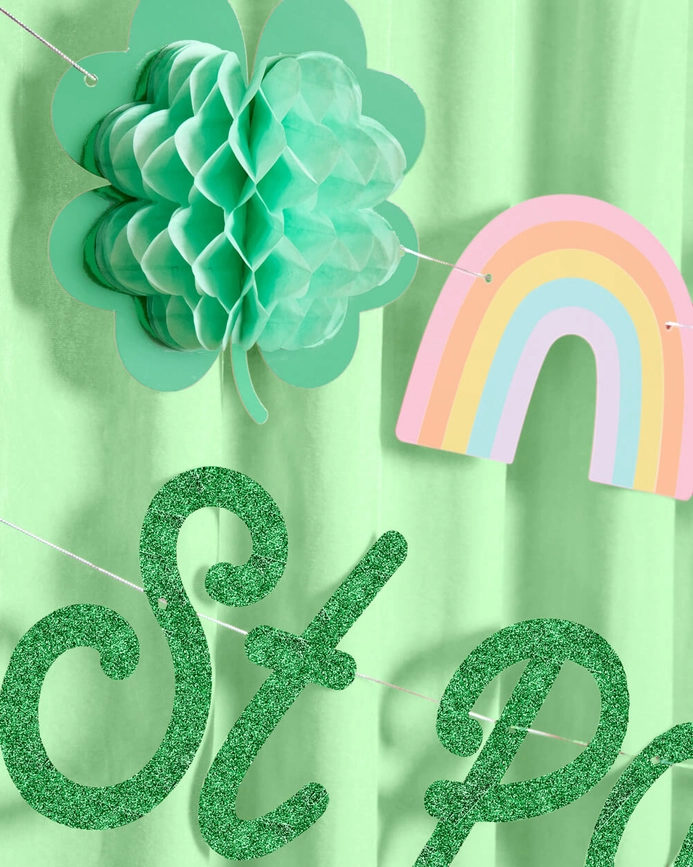 Green "Happy St. Patty's Day" Banner