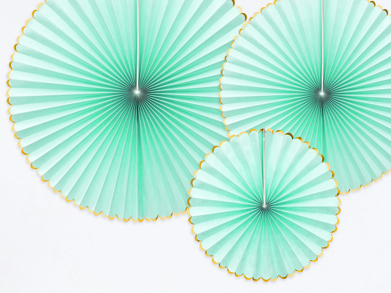 Mint Gold Edged Rosettes Backdrop Set