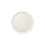 Ivory scalloped plate with elegant edges for birthday celebrations from Parte Haus party supply store in Bethesda Maryland