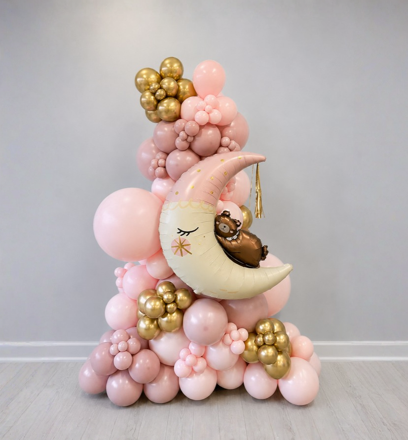 Teddy Bear Moon Dreams Freestanding Balloon Garland