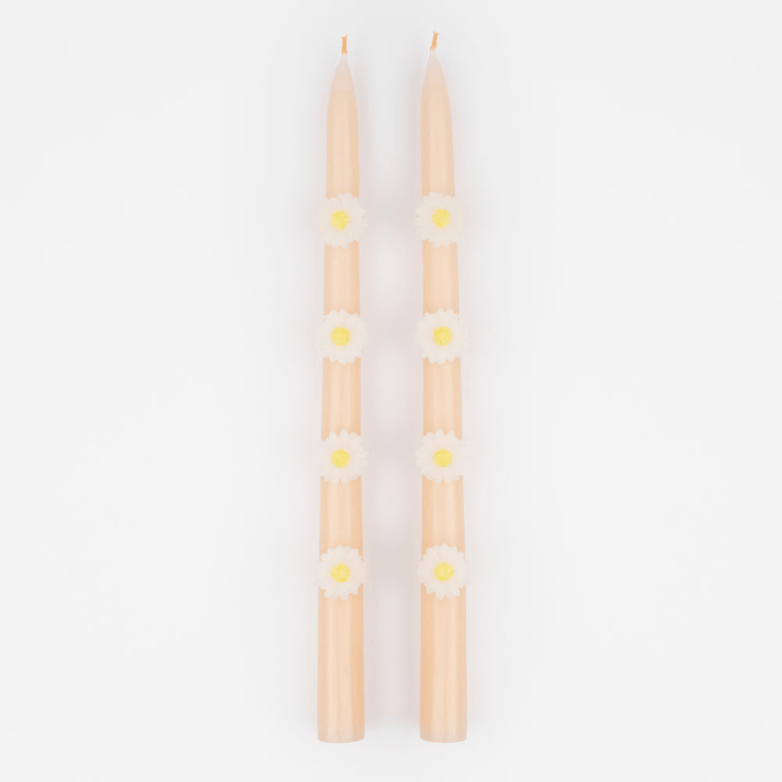 {custom.color} {custom.shape} {custom.type} with {custom.theme} {custom.characters} for {custom.occasion} {custom.holiday} – from Parte Haus party supply store in Bethesda, MD.