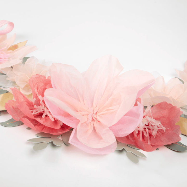 {custom.color} {custom.shape} {custom.type} with {custom.theme} {custom.characters} for {custom.occasion} {custom.holiday} – from Parte Haus party supply store in Bethesda, MD.