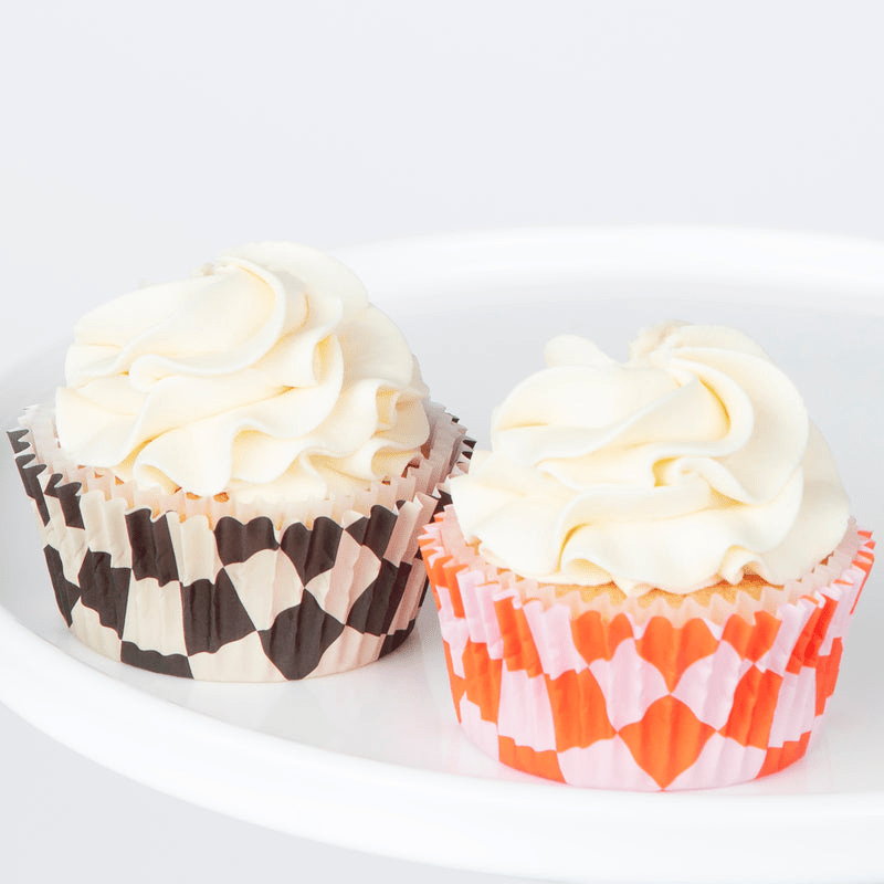 Pink and black cupcake wrappers with ruffle frosting perfect for any celebration from Parte Haus party supply store in Bethesda Maryland