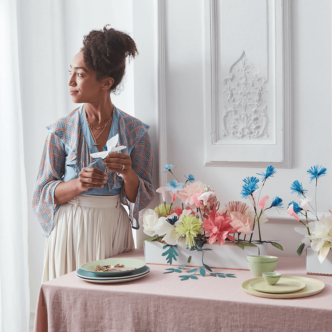 Hazel Gardiner Spring & Summer Table Centerpiece