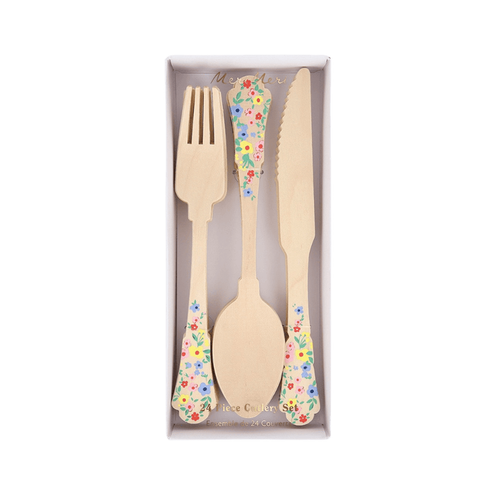 {custom.color} {custom.shape} {custom.type} with {custom.theme} {custom.characters} for {custom.occasion} {custom.holiday} – from Parte Haus party supply store in Bethesda, MD.